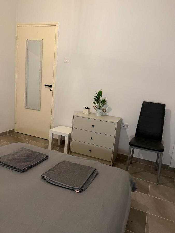 Joanna Court Rooms Larnaca Extérieur photo